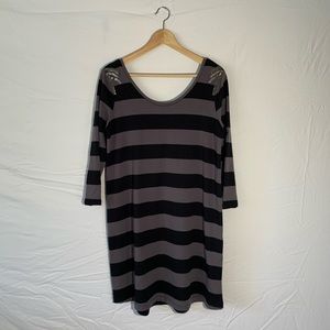 Jessica Simpson Stripped Dress